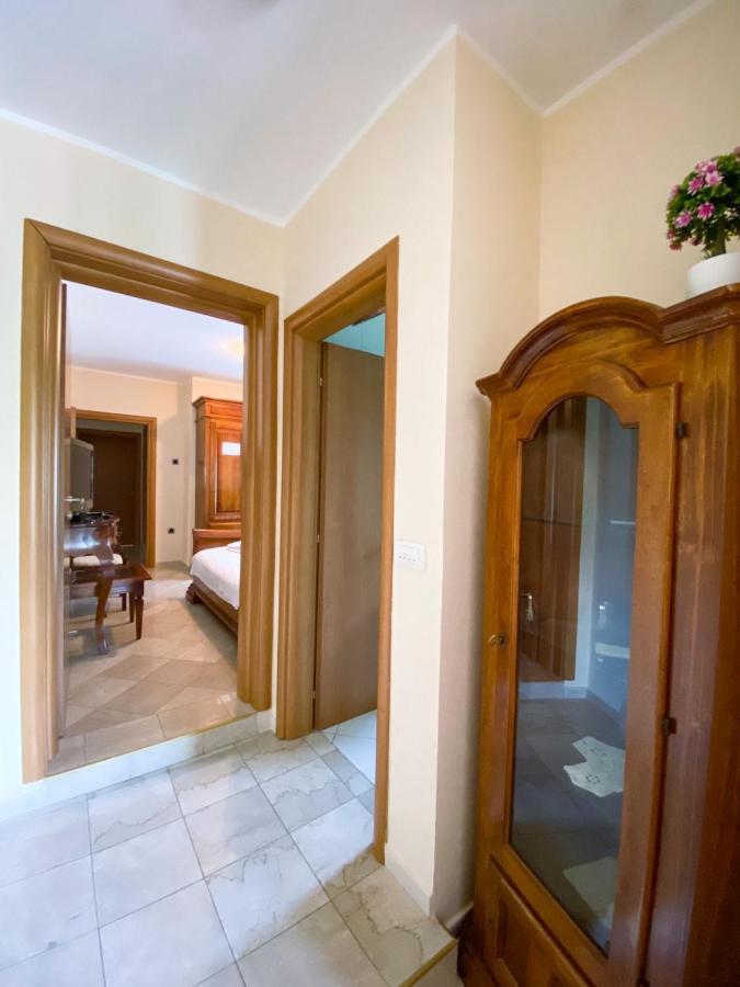 Lovely Apartment Jovan 3,With A View Of The Bay And Free Wi-Fi Kotor Extérieur photo
