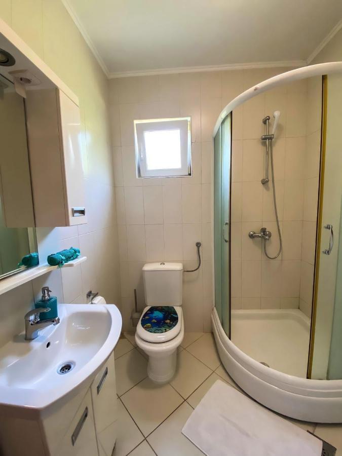 Lovely Apartment Jovan 3,With A View Of The Bay And Free Wi-Fi Kotor Extérieur photo