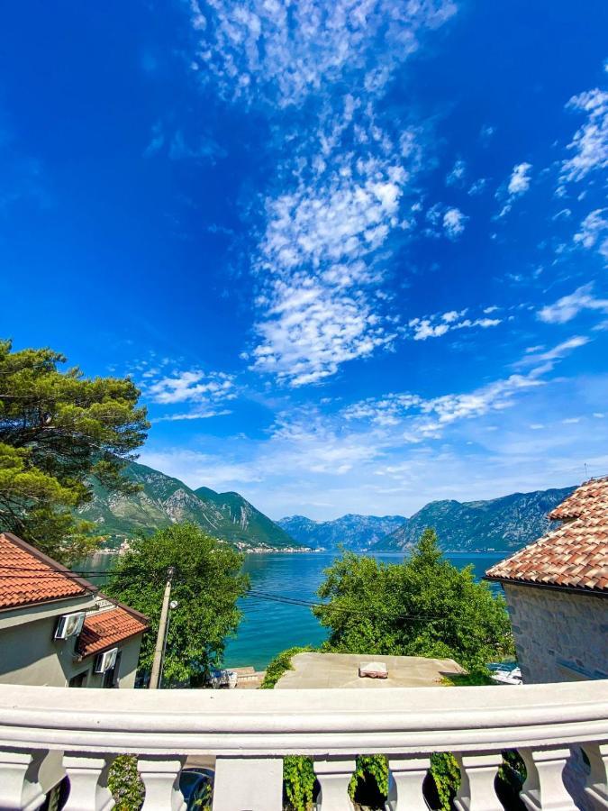 Lovely Apartment Jovan 3,With A View Of The Bay And Free Wi-Fi Kotor Extérieur photo