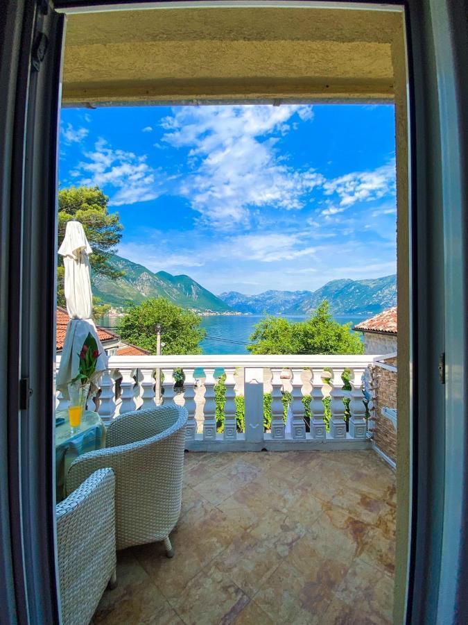 Lovely Apartment Jovan 3,With A View Of The Bay And Free Wi-Fi Kotor Extérieur photo