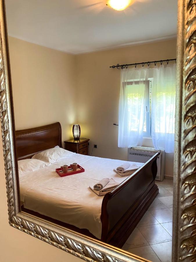 Lovely Apartment Jovan 3,With A View Of The Bay And Free Wi-Fi Kotor Extérieur photo